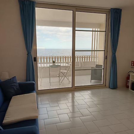 A Un Passo Dal Mare Apartment Polignano a Mare Bagian luar foto