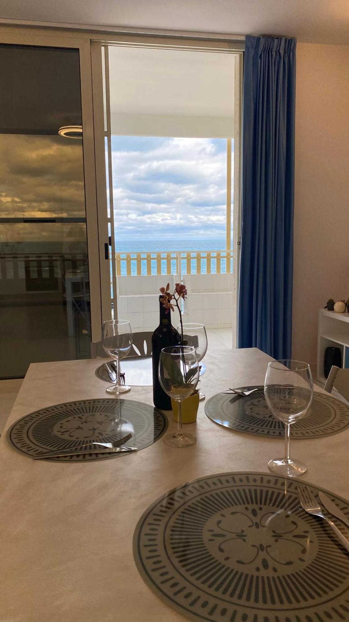 A Un Passo Dal Mare Apartment Polignano a Mare Bagian luar foto