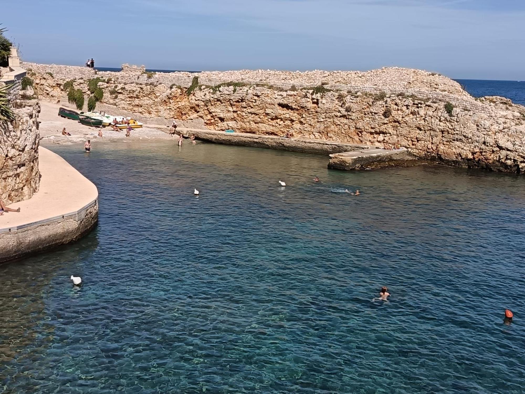 A Un Passo Dal Mare Apartment Polignano a Mare Bagian luar foto