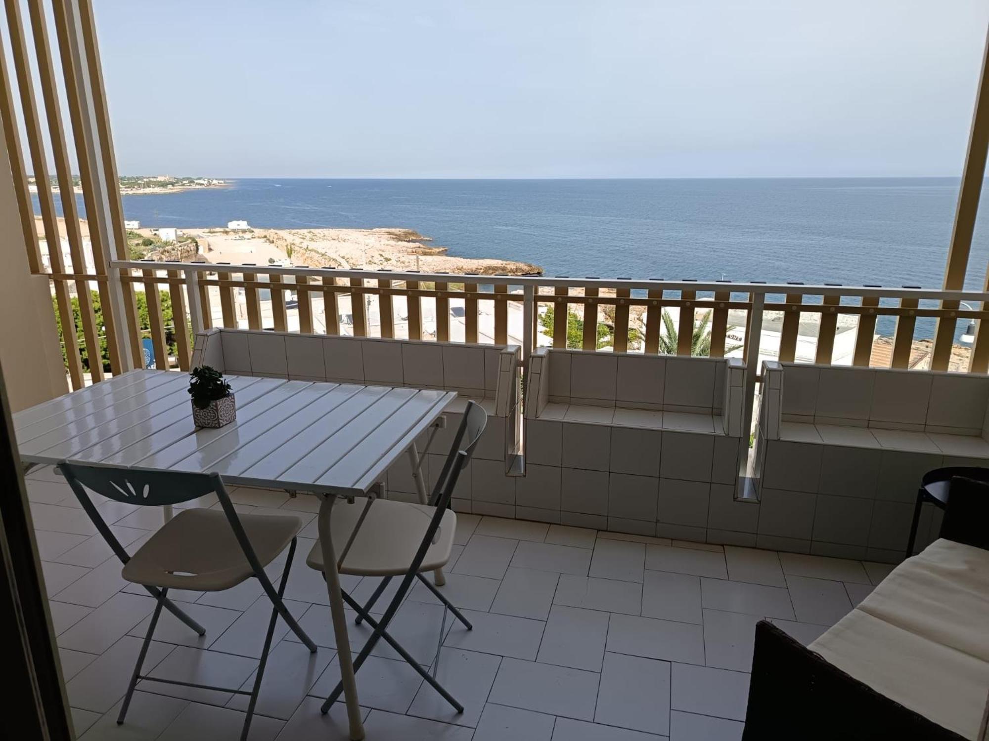 A Un Passo Dal Mare Apartment Polignano a Mare Bagian luar foto